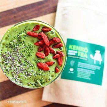 Matcha Green Smoothie with Chia Seeds and Goji Berries from Kenko Tea