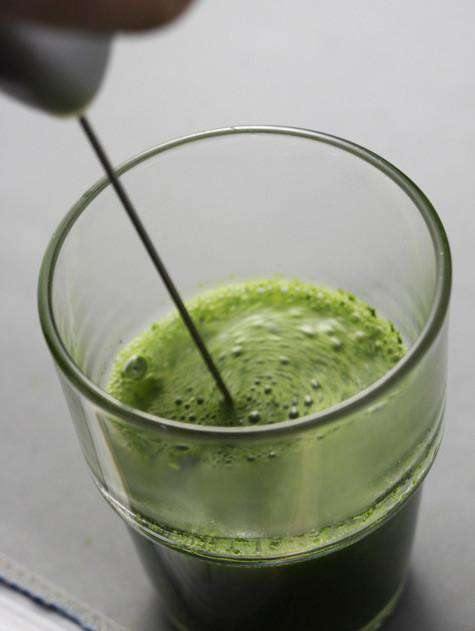 Electric Matcha Whisk (Chasen) by Aerolatte